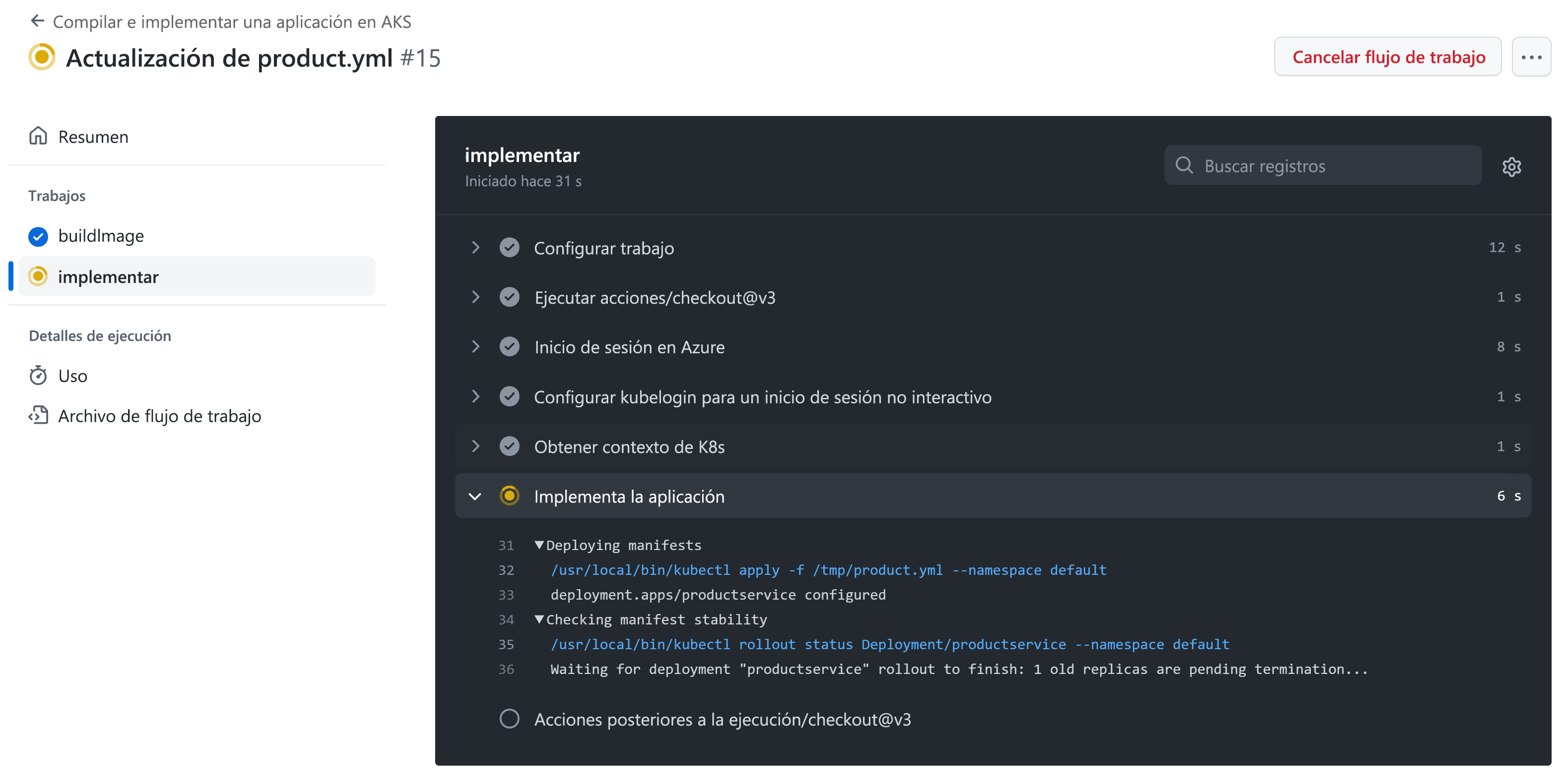 Captura de pantalla que muestra el trabajo de implementación seleccionado con una lista de todos los pasos.