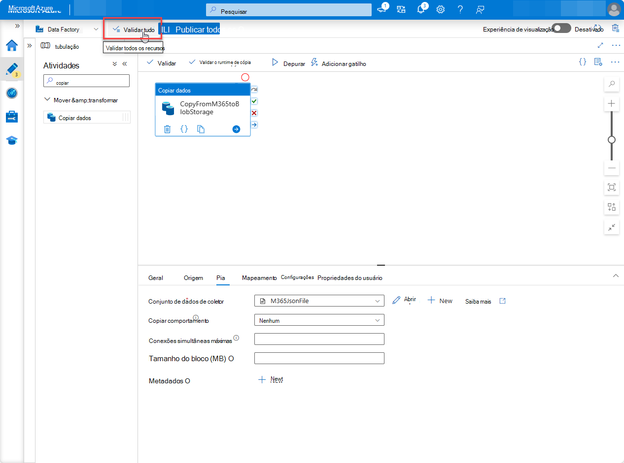 Uma captura de ecrã da página de recursos do portal do Azure Factory com a opção Validar tudo realçada.