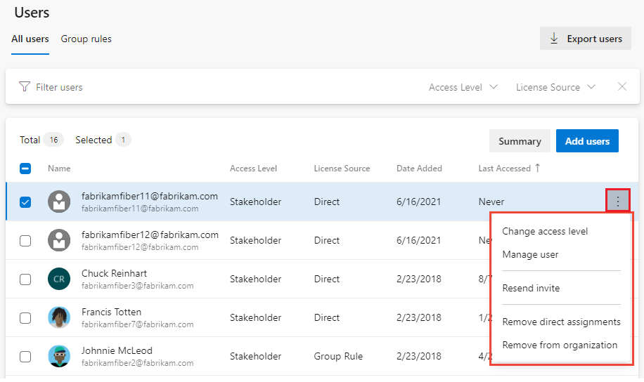 “更多操作”菜单中用于管理用户的选项的屏幕截图。
