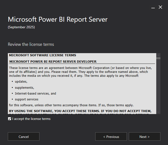 Power BI 报表服务器安装程序中“查看许可条款”页的屏幕截图，其中选中了接受条款的复选框。